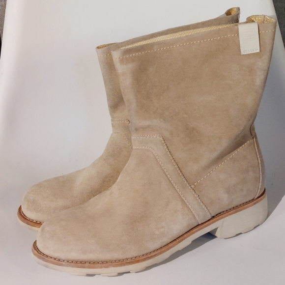 Bikkembergs sand split leather ankle boots, EU41, EUC - Picture 2 of 13